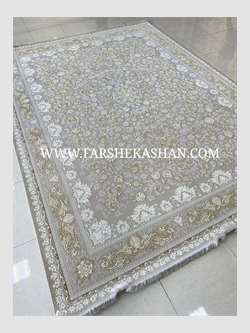 فرش طرح  گل طلا